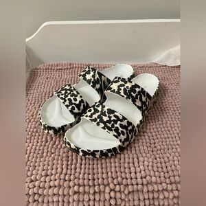 Leopard Print Double Strap Slide Sandals - White & Black